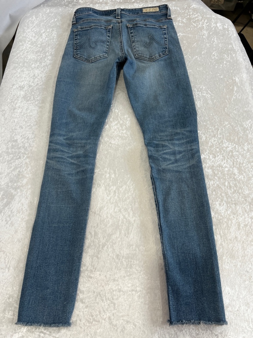 AG Adriano Goldschmied Farrah Skinny Ankle Denim Jeans Size 26R Distressed Raw - Picture 2 of 15